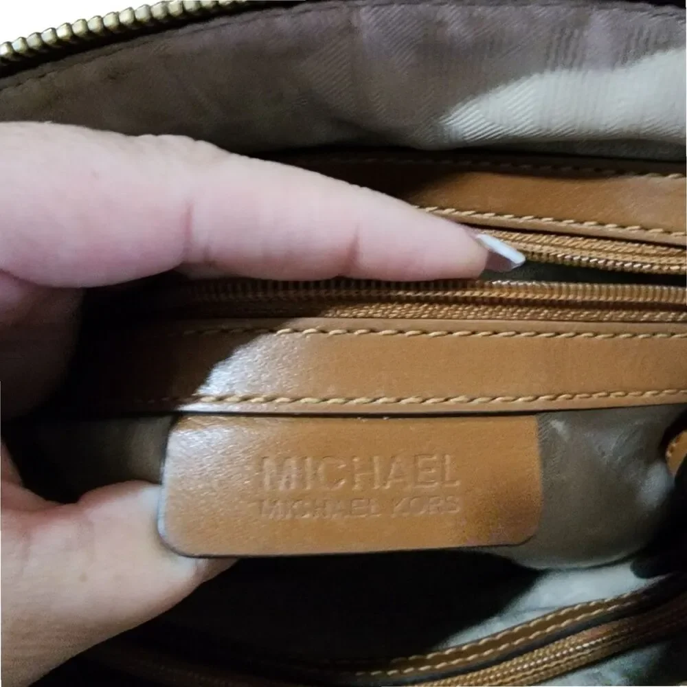 Michael Kors‎ Leather Satchel Purse Brown Gold Hardware Zip Top Crossbody